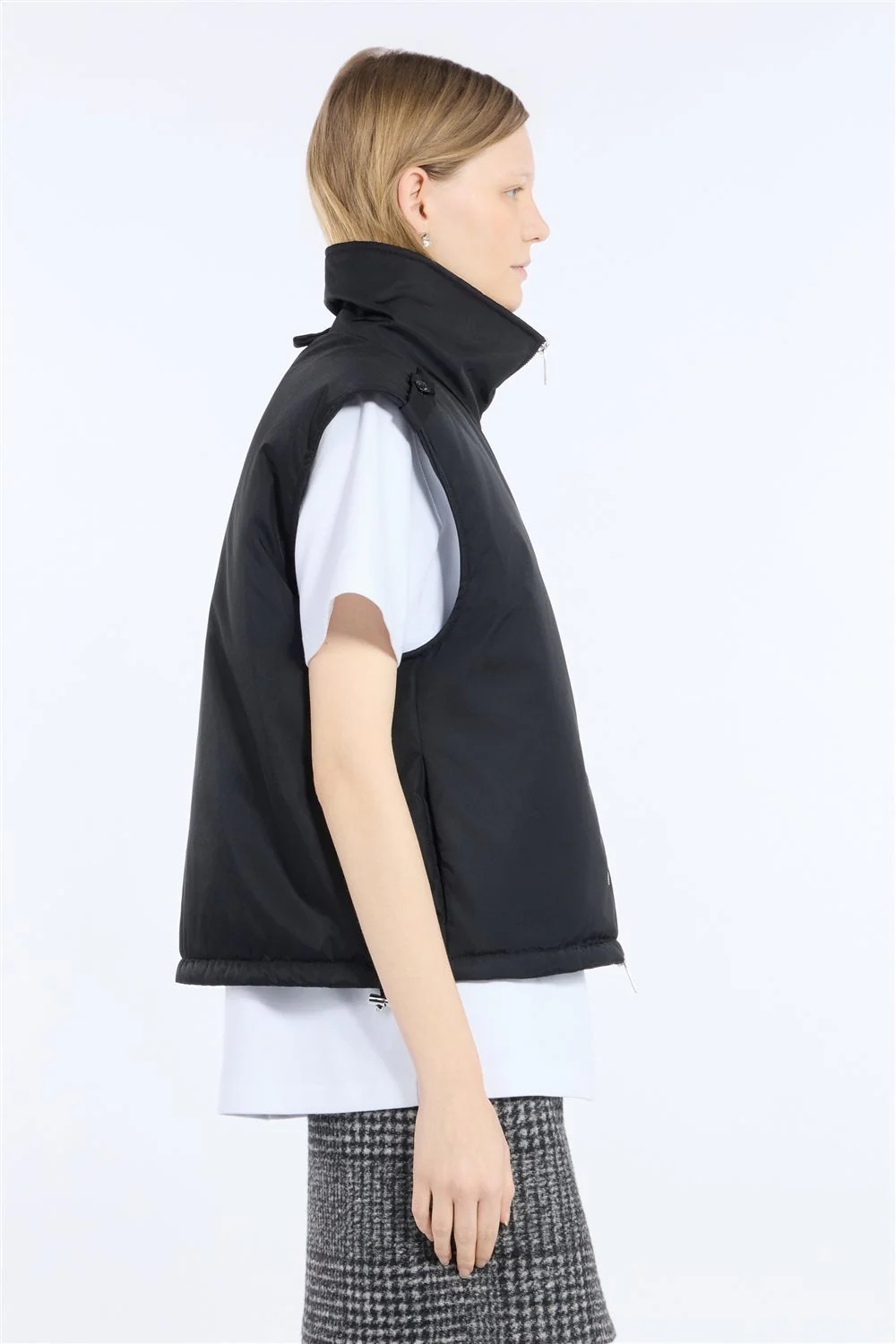 Gilet nero in nylon imbottito - Image 4