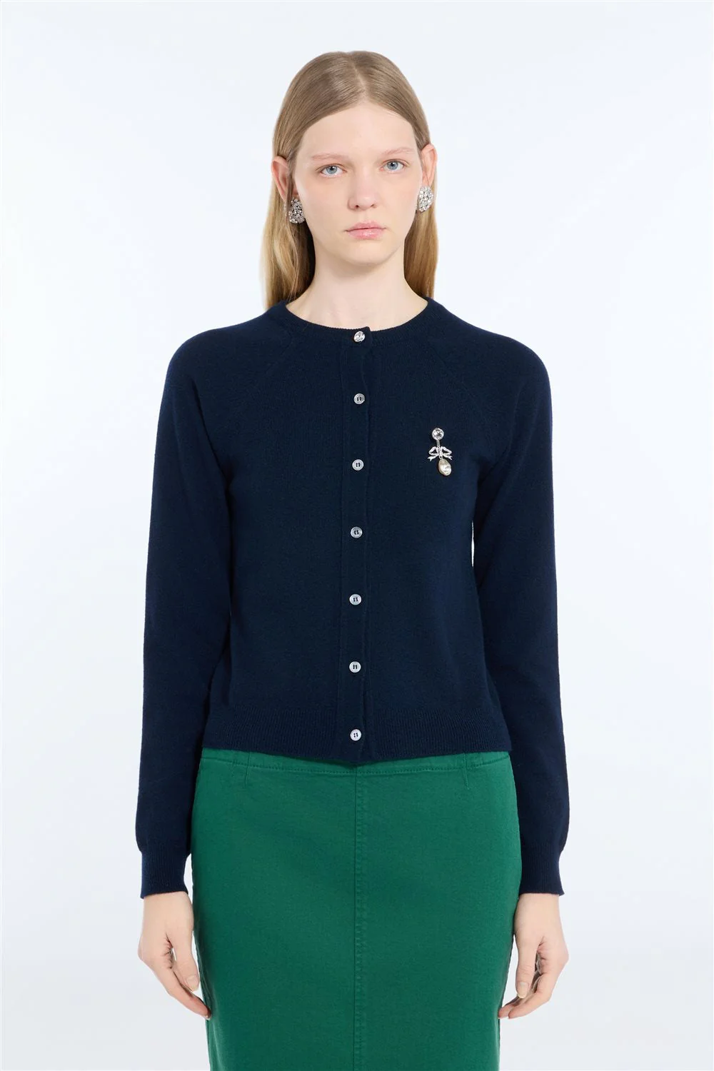 Maglia cardigan in lana con applicazione gioiello
